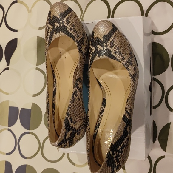 Cole Haan shoe size 11 - Picture 2 of 3